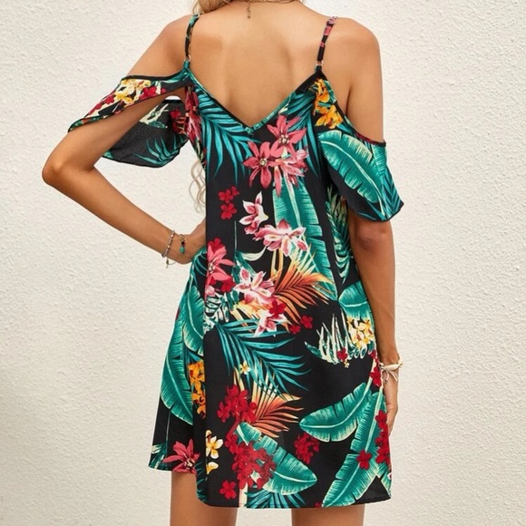 Boho floral tropical print cold shoulder mini dress - Picture 3 of 7